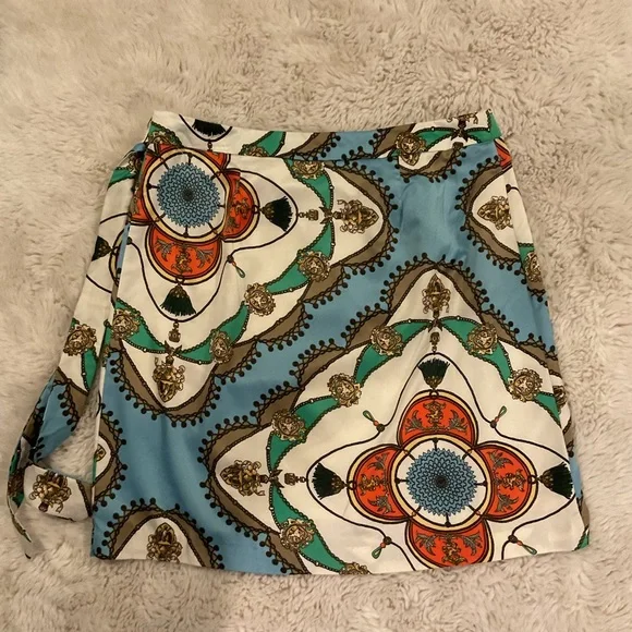 EUC Tommy Hilfiger Scarf Wrap Skirt - Picture 6 of 6